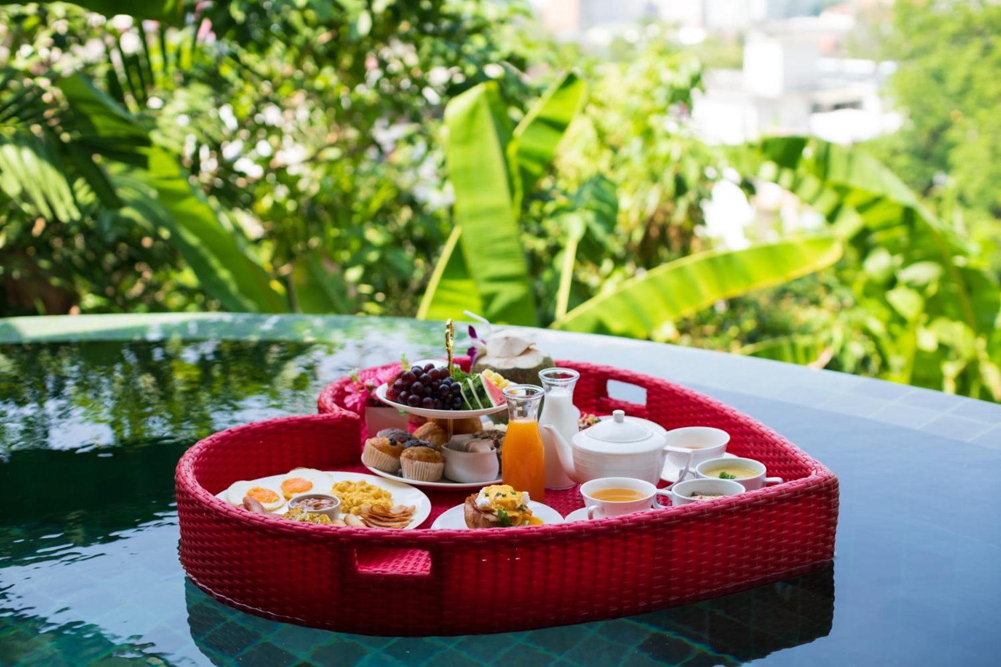 Three Monkeys Villas Patong Bagian luar foto