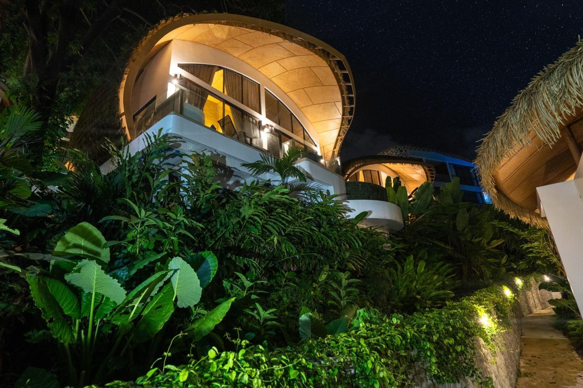 Three Monkeys Villas Patong Bagian luar foto