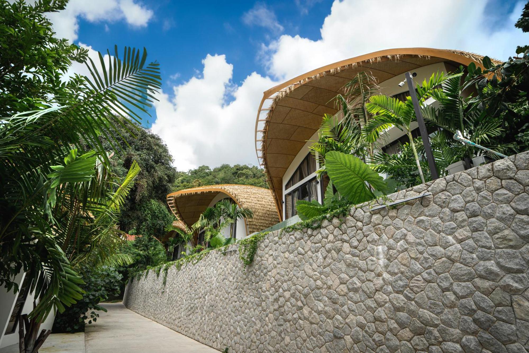 Three Monkeys Villas Patong Bagian luar foto