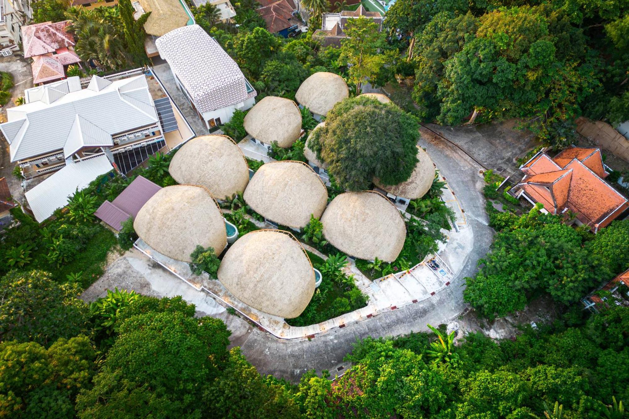Three Monkeys Villas Patong Bagian luar foto