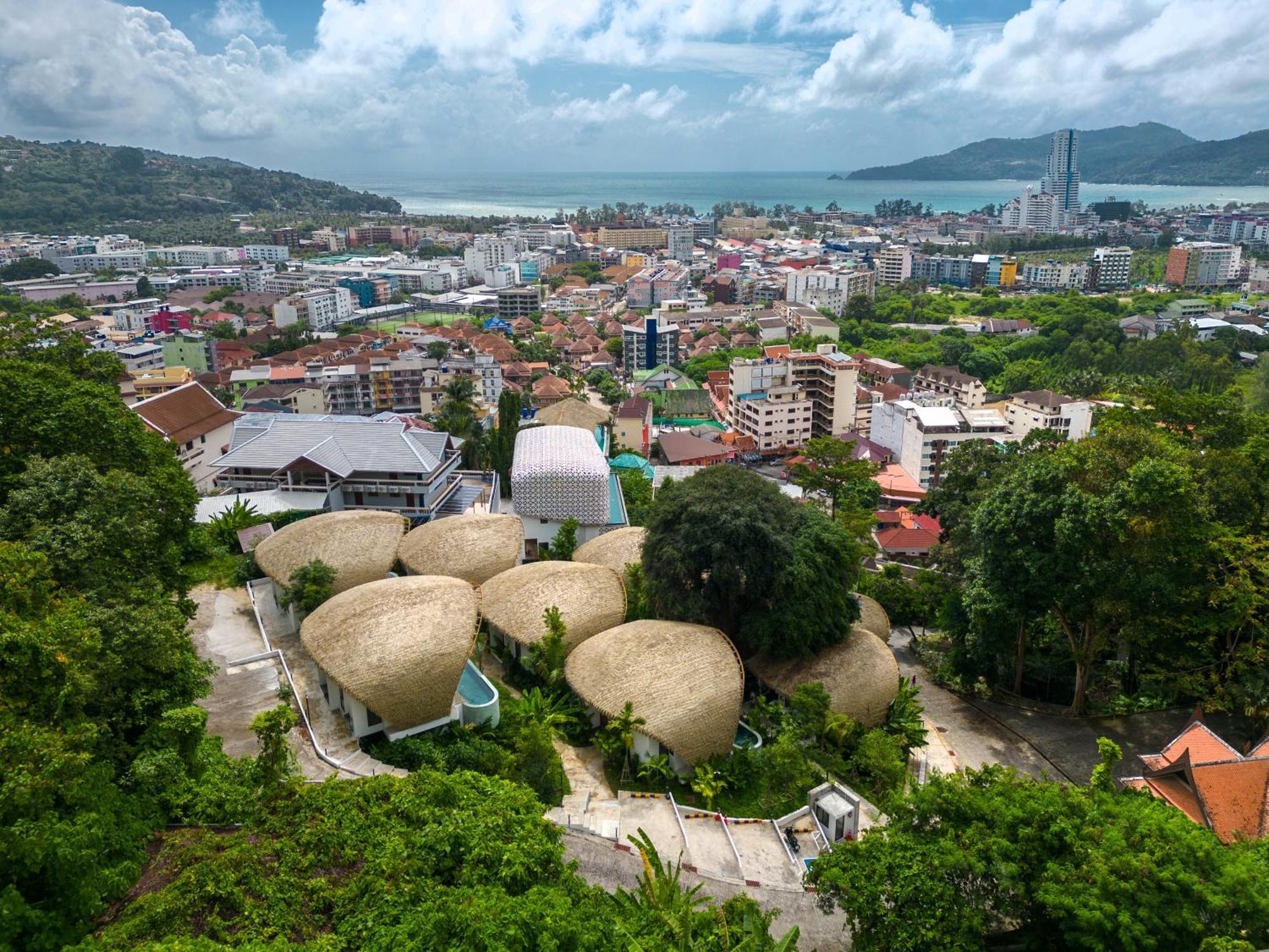 Three Monkeys Villas Patong Bagian luar foto